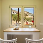 Apartmán Sunrise Menetaí