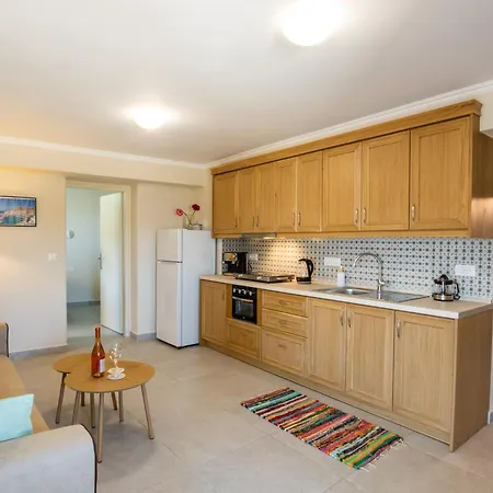 Apartman Sunrise Menetész